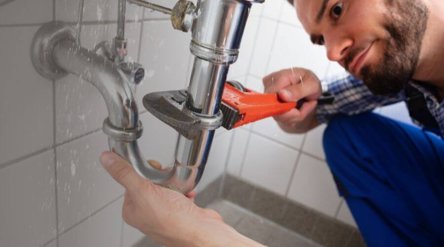 Professional local plumber services in California